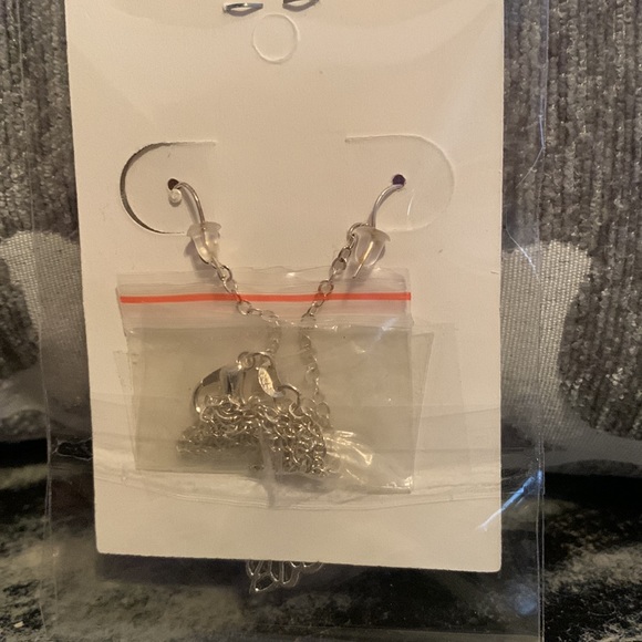 🛍️ Stunning Leaf Jewelry Set 🛍️3 for $13🛍️ SALE!! - Picture 3 of 3